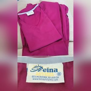 Reina medium scrub set
